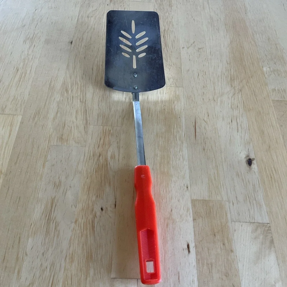 Unbranded‎ Slotted Spatula red orange Plastic Handle 12